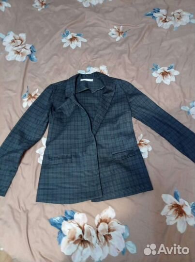 Костюм женский