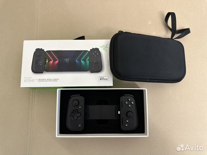 Игровой контроллер Razer Kishi v2 for iPhone