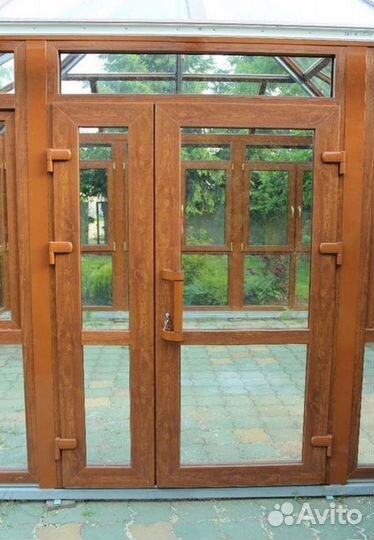 Дверь пластиковая