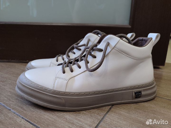 Мужские кожаные кеды 41 размер