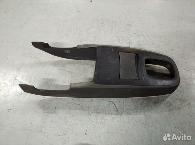 Консоль Фольксваген Шаран