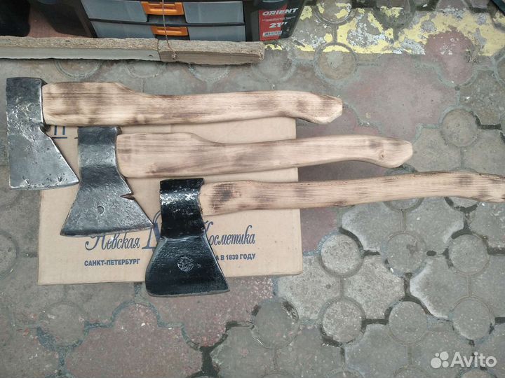 Советские кувалды, топоры, молотки, ключи, лопаты