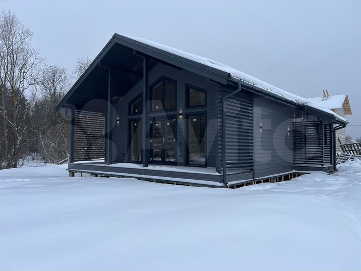 Дом 101,3 м² на участке 7,3 сот.