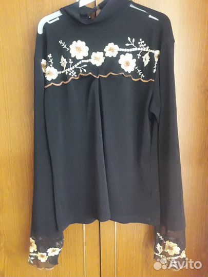 Блузки разные