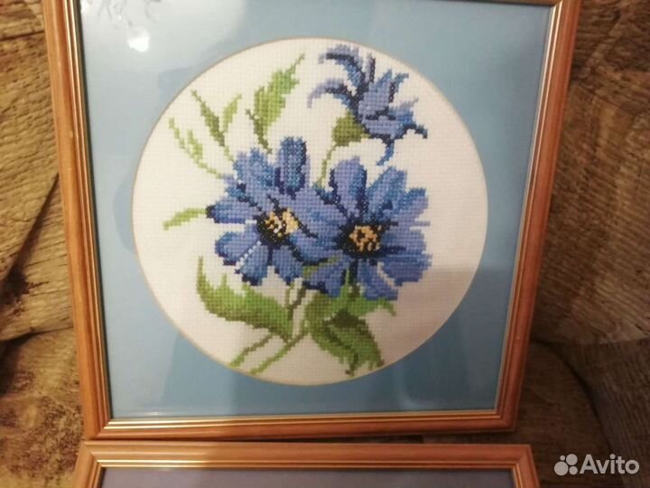 Готовая вышивка крестом цветы 2 шт