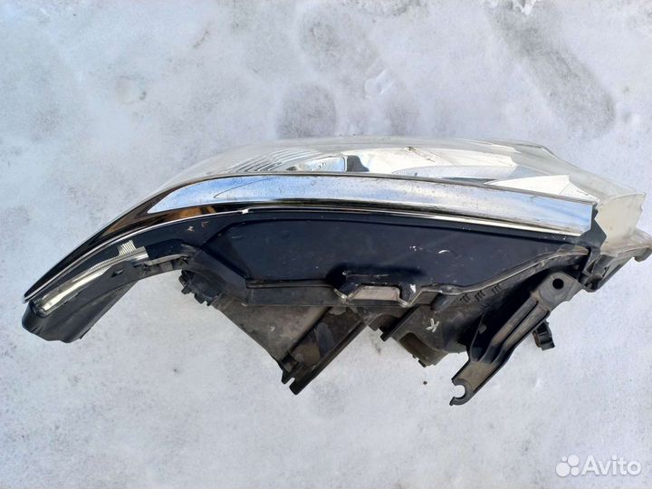 Фары на toyota camry 55