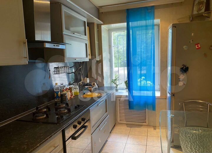 2-к. квартира, 56 м², 1/5 эт.