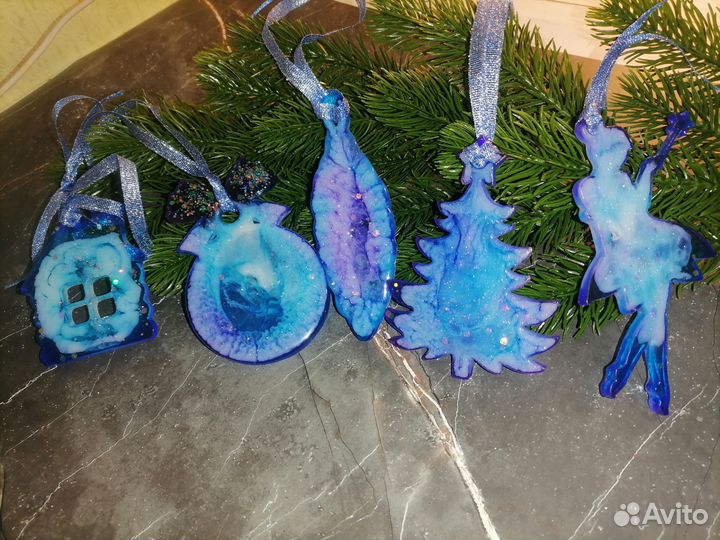 Елочные игрушки