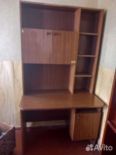 Школьный шкаф