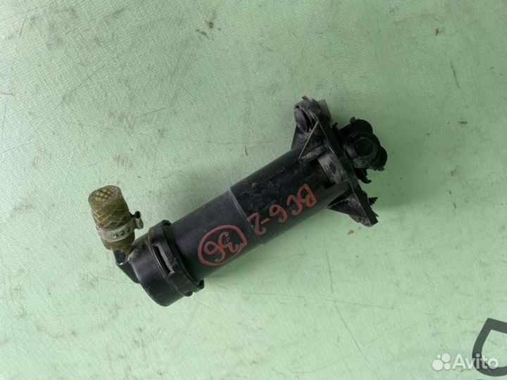 Форсунка омывателя фар Audi Q7 4L 4.2L BAR 2007