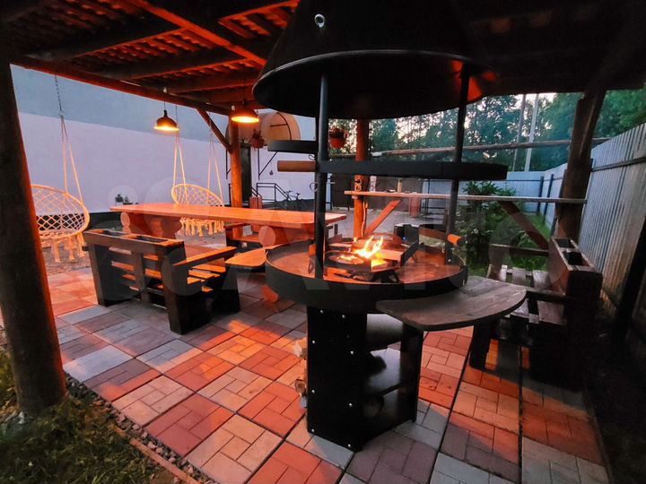 Дом 200 м² на участке 10 сот.