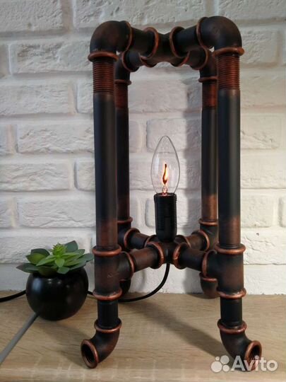 Светильник-лампа в стиле лофт