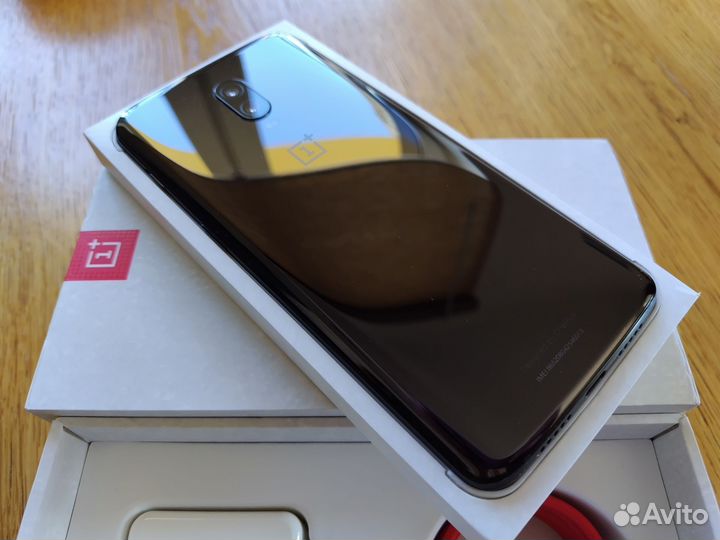 OnePlus 6T, 8/128 ГБ