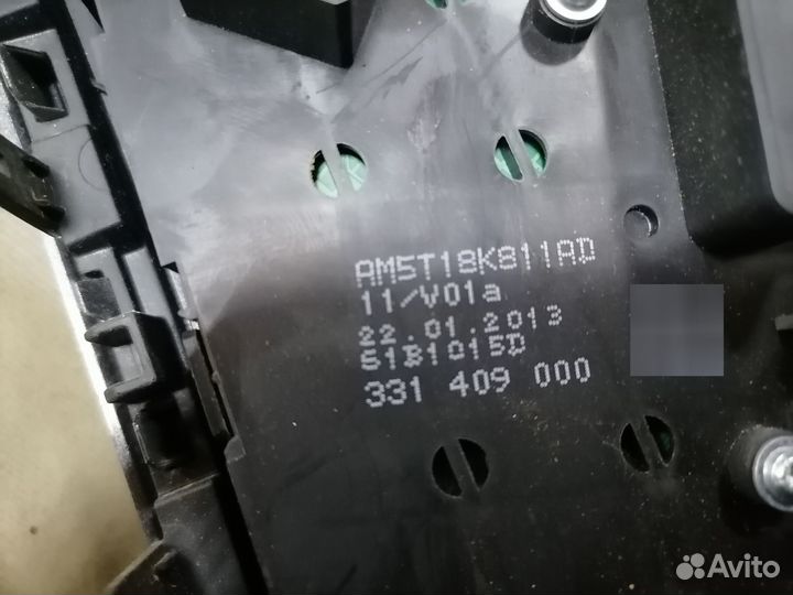 Панель управления магнитолой Ford Focus III 2012