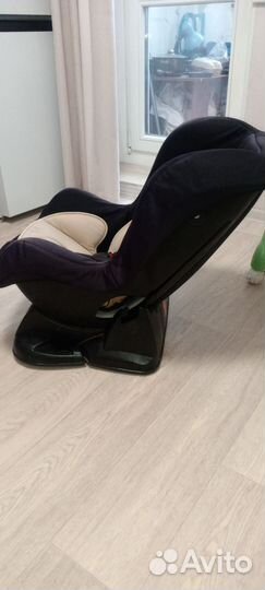 Автомобильное детское кресло от 0 до 18 кг