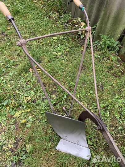 Конный плуг