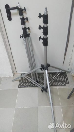 Стойка штатив для света