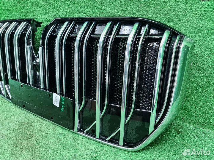 Решетка радиатора Voyah Dream