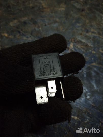 Реле VAG 460