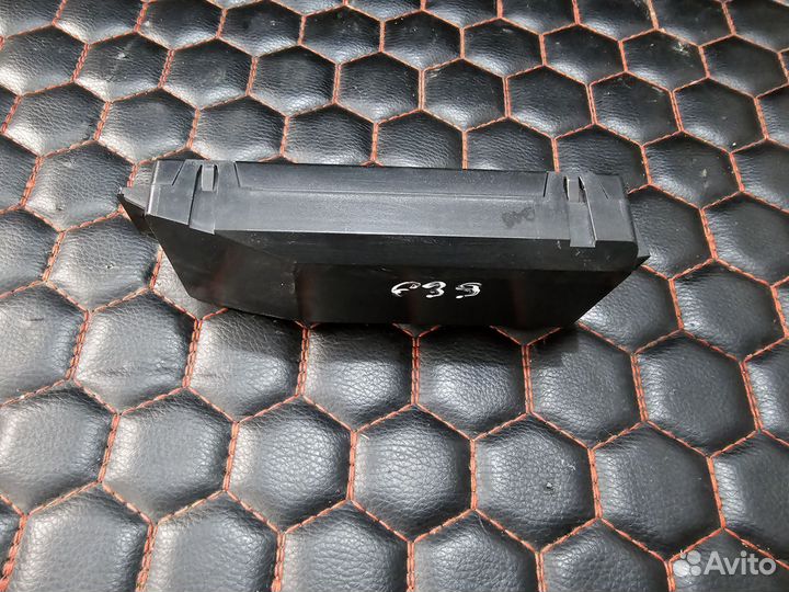 Блок управления панорамной Mercedes W639 рест