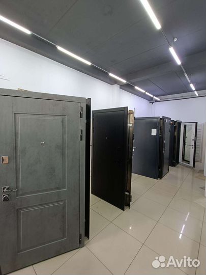 Входные металлические двери продажа со склада