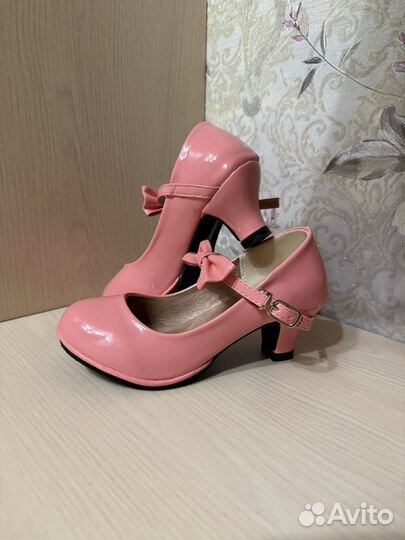 Туфли для девочки