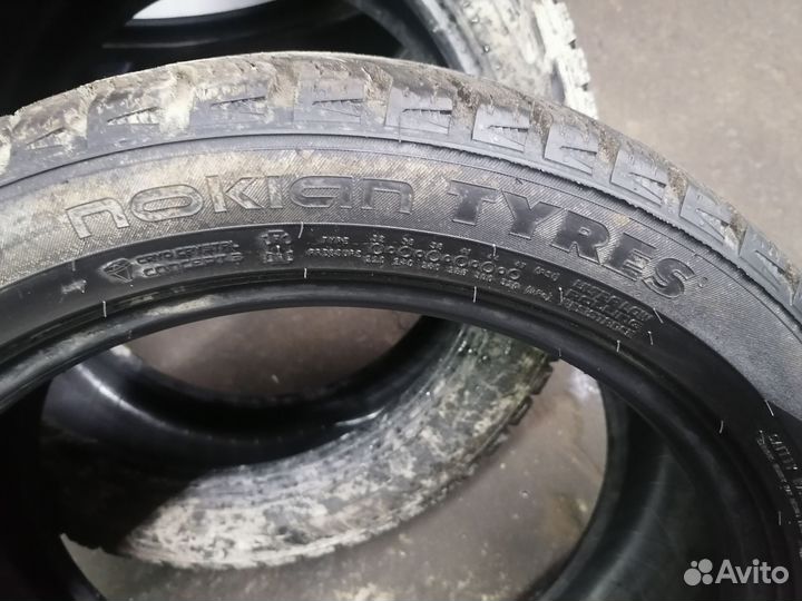 Nokian Tyres Hakkapeliitta R3 235/45 R18 98T