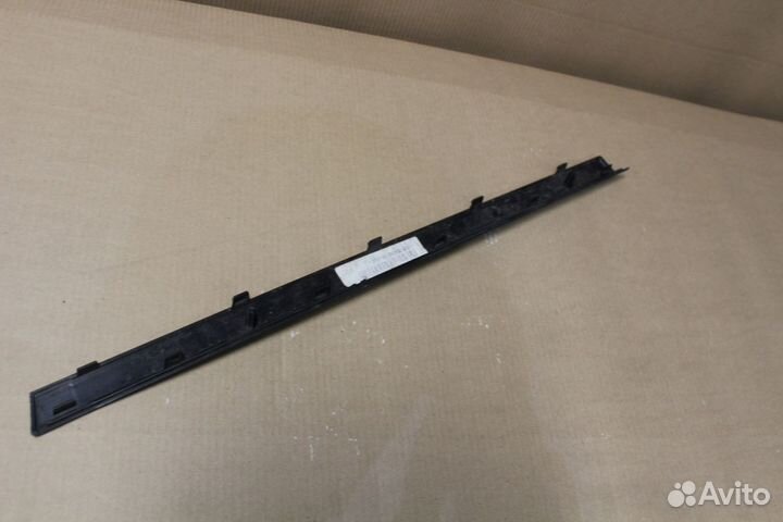 Молдинг двери правый задний Land Rover Range Rover 2012