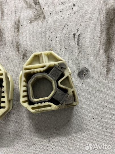 Кронштейн радиатора Skoda Rapid (NH3) I (2012–2017