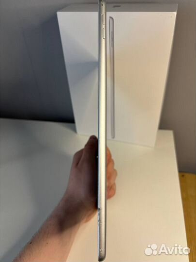 iPad 7 поколения