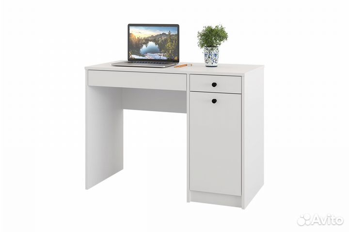 Стол письменный 