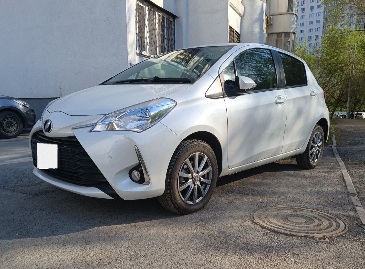 Toyota Vitz: фото из отзыва
