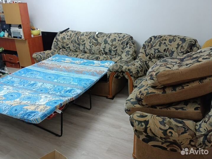 Диван, два кресла