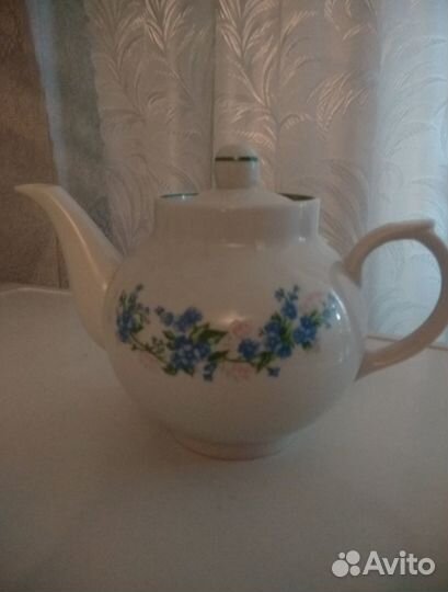 Заварочный чайник, молочник, сахарница