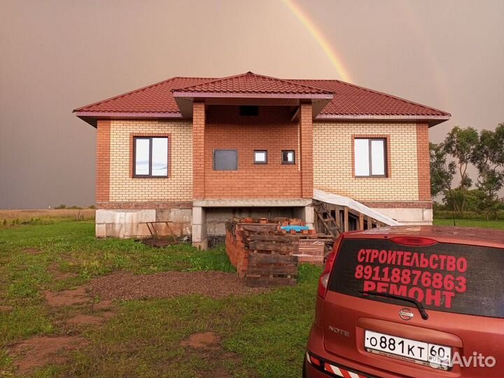 Бригада строителей