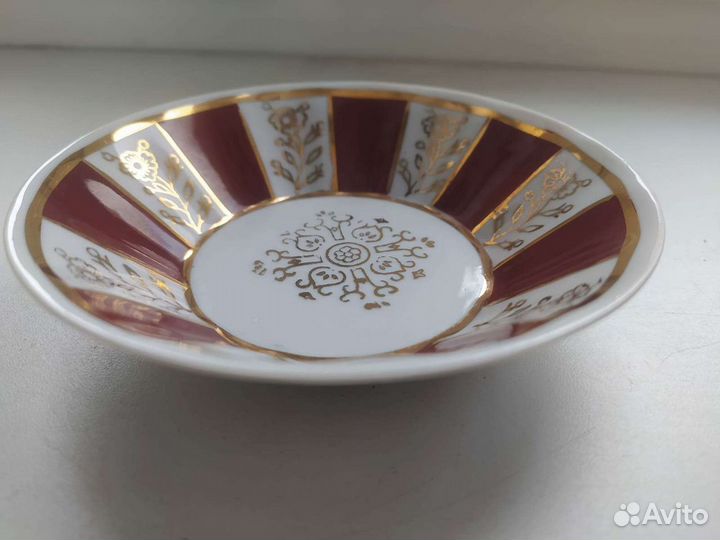 Розетки (маленькие блюдца) Вербилки, фарфор