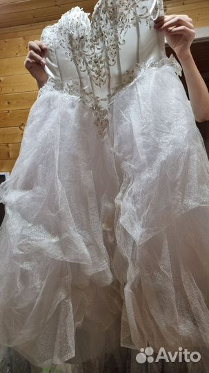 Свадебное платье 48 50 бу