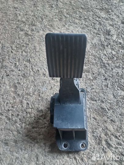 Педаль газа мерседес