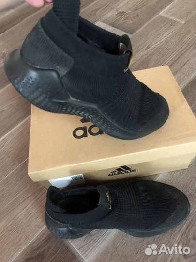 Кроссовки Adidas. Оригинал