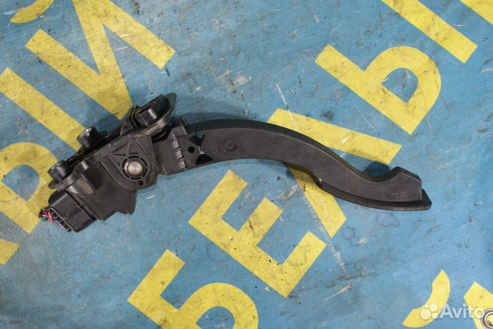 Педаль газа Mitsubishi ASX