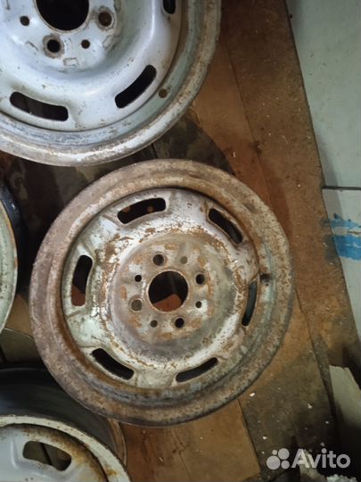 Диски штампованные на ваз R 13. цена за 1 диск