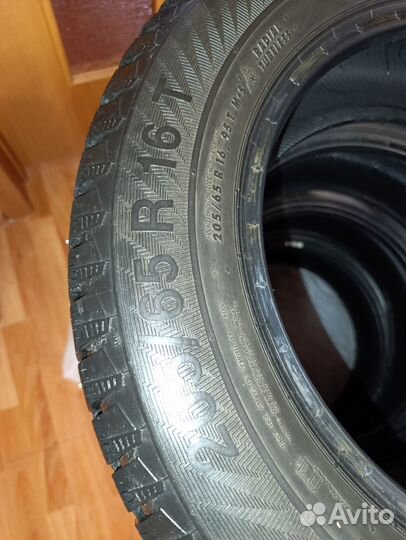 Gislaved Nord Frost 200 205/65 R16 95T