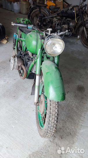Мотоцикл Днепр К750 зеленый