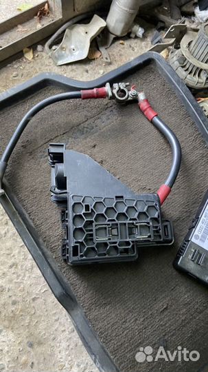 Пиропатрон клеммы плюс акб audi а8 с8 д3 4е