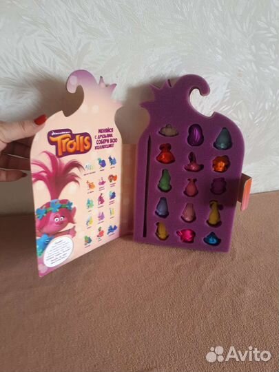 Ластики тролли из Пятерочки с пеналом