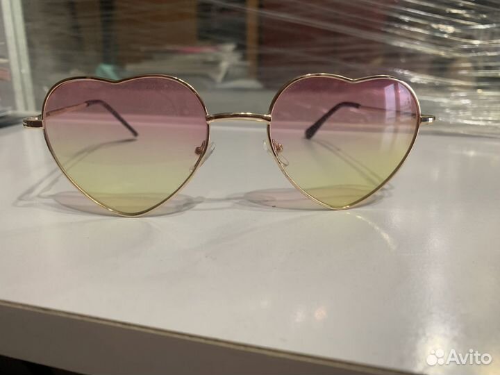 Солнцезащитные очки женские новые