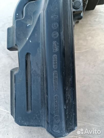 Корпус воздушного фильтра Mazda CX-5 KE 2.5L