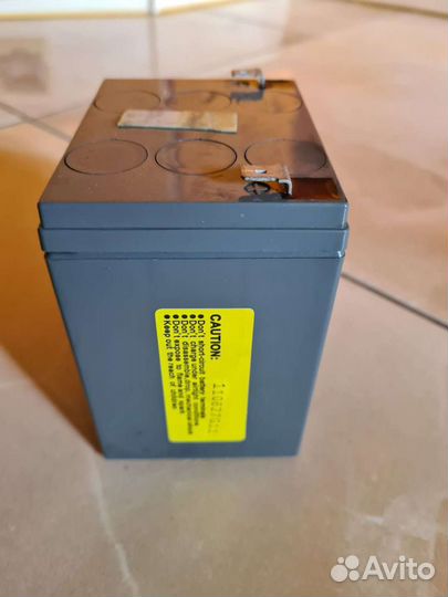 AGM аккумуляторы 12V 2.7 ah