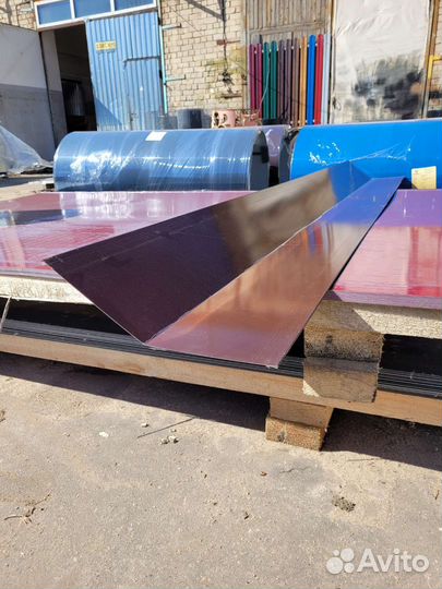 Отлив металлический