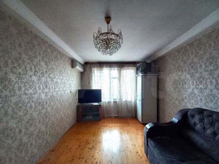 2-к. квартира, 54 м², 5/5 эт.